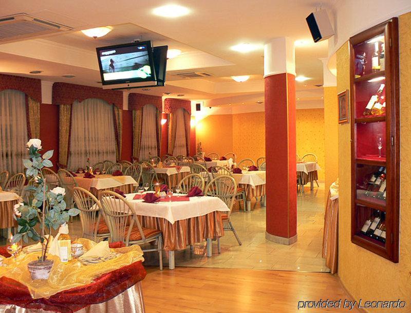 Hotel Calisia Kalisz  Restaurant photo